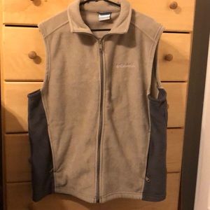 NWOT Men’s Columbia vest